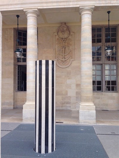 Photo 2 de Visite guidée : Le Palais-Royal est un beau palais, toutes les jeunes filles sont à marier...