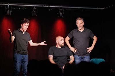 Photo 2 de Le club des complotistes