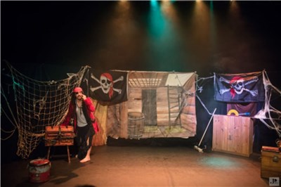 Photo 3 de Les aventures extraordinaires du Capitaine Crochu