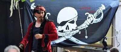 Photo 3 de Les aventures extraordinaires du Capitaine Crochu