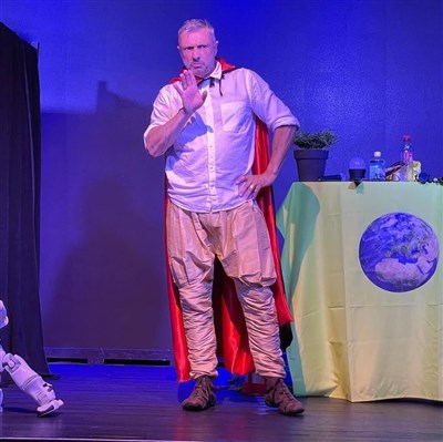 Photo 2 de La planète bleue et le robot magique