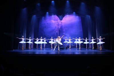 Photo 1 de Le Lac Des Cygnes | The Ukrainian Ballet of Odessa