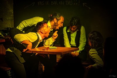 Photo 3 de Accoudés : Le rencard de l'impro