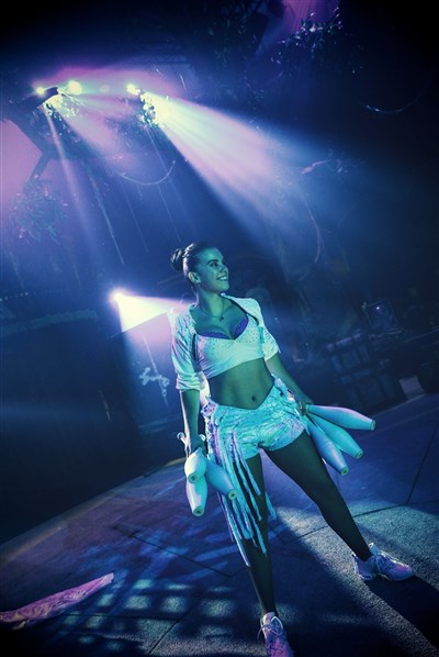 Photo 13 de Arbre | par le Cirque Théâtre Bormann