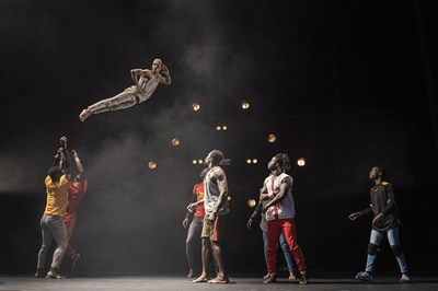 Photo 1 de Yé ! (L'Eau) | par Circus Baobab