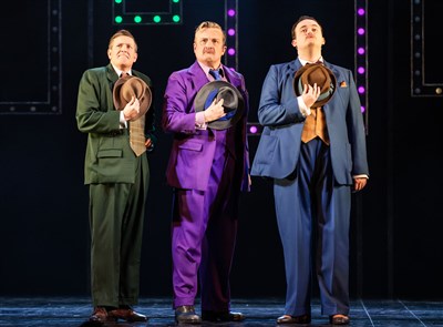 Photo 2 de Guys and Dolls