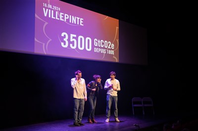 Photo 1 de Une année de réchauffement | Par la Compagnie EUX