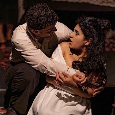 NOCES DE SANG, Le Fiancé (Hugo PALOMBA), La Fiancée (Léa-Anaïs PASSARD)