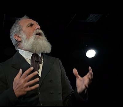 Photo 4 de Pierre Jouvencel dans Victor Hugo, un géant dans un siècle