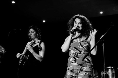 Photo 1 de Barbara Laurent et Marion Laurent dans Mes ex