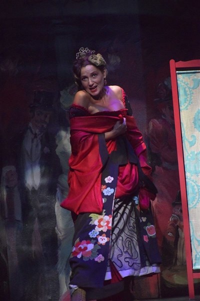 Nathalie Joly dans Café polisson