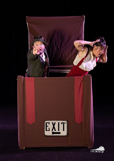 EX!T