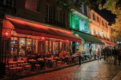 la vie nocturne à Montmartre