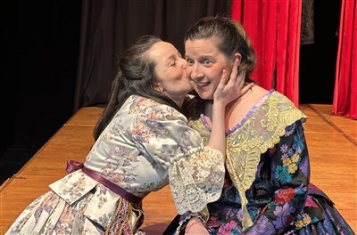 Photo 1 de Arlequin trahi ou la bonne mère | Festival de Commedia Dell'Arte 9ème édition