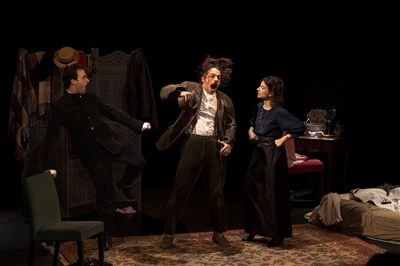 Photo 2 de Soirée Vaudeville : Un bain de ménage + Feu la mère de Madame | Spéciale réveillon de Noël