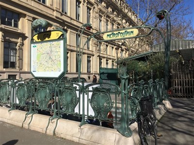 Photo 2 de Visite guidée : Merveilleuse île de la Cité | par Dorothée