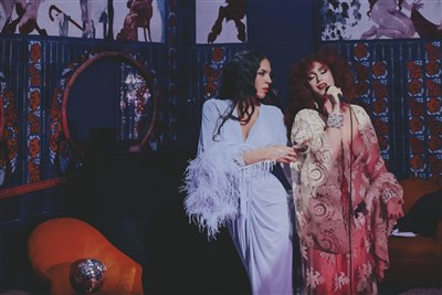 Maud'Amour & Sattyna - La Scandaleuse