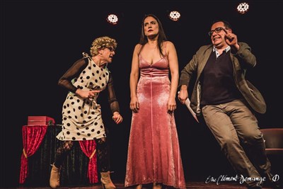 Photo 3 de L'Agente féminine