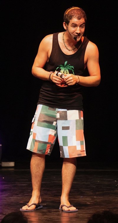 Photo 2 de Henry-David Cohen dans Le tour du monde en 180 vannes