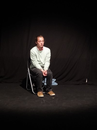 Photo 3 de Wilhem Frénée dans Hommes