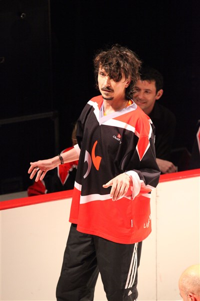 Photo 1 de Match d'impro professionnel : Le choc des Générations