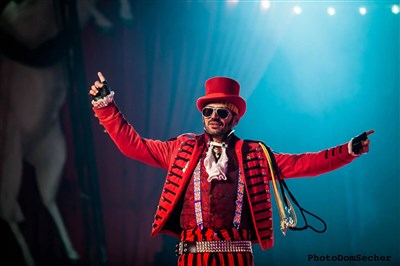 Photo 4 de Cirque Joseph Bouglione présente L'étrange Cabaret Magic