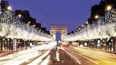 Photo 3 de Visite guidée : Noël illumine Paris et ses grands magasins | par Anne Ferrette