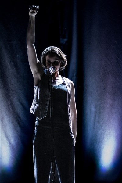 Photo 1 de Deborah Falbo dans Capitaine Femme