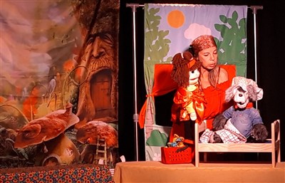 Photo 1 de Le Tout Petit Chaperon Rouge
