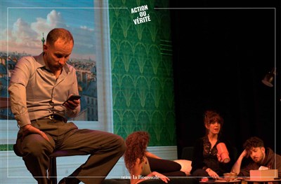 Photo 4 de Action ou Vérité, l'IA mène le jeu