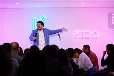 Photo 9 de Kido Comedy Club & Restaurant