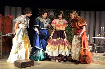 Photo 1 de Les Petites Femmes de Maupassant