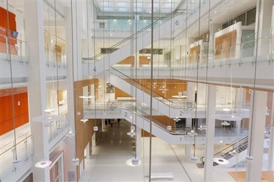 Photo 1 de Le nouveau Palais de Justice, et le quartier de Clichy-Batignolles | par Pierre-Yves Jaslet