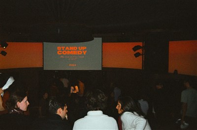 Photo 1 de Stand Up Comedy