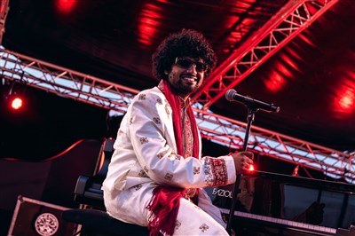 Photo 1 de Nirek Mokar & his boogie messengers
