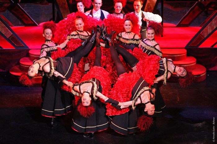 Photo de Paradis Latin | revue A la folie