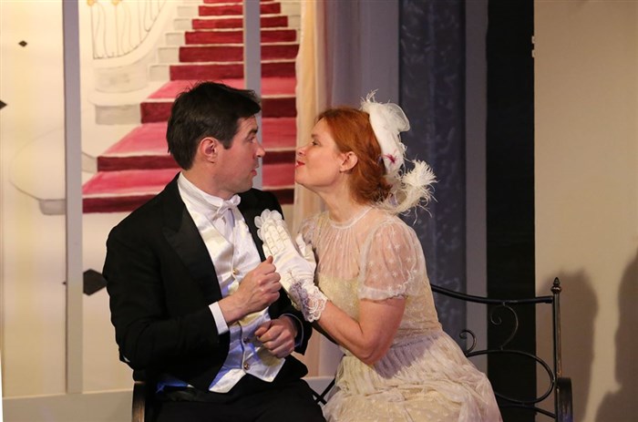 Photo de Un mari idéal