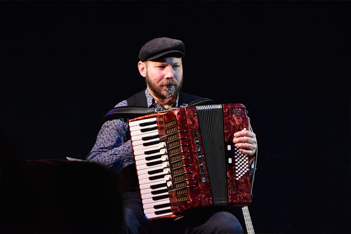 Photo de Boutchou et le grand ours blanc