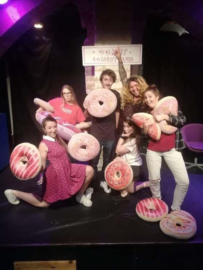 Photo de Le Donut Comedy Club