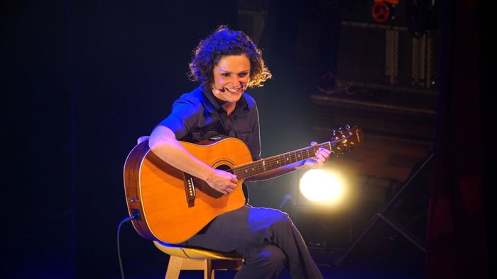 Photo de Marion Pouvreau dans Mais t'as quel âge ?!