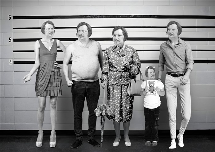 Photo de Jolis minois & viles trombines