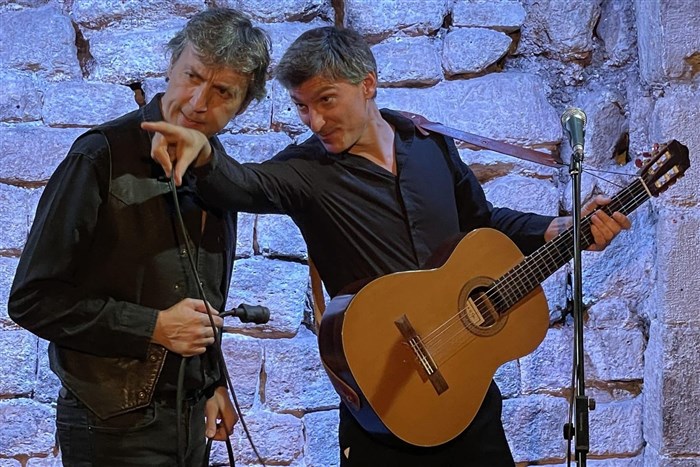 Photo de Le Show qui must go on