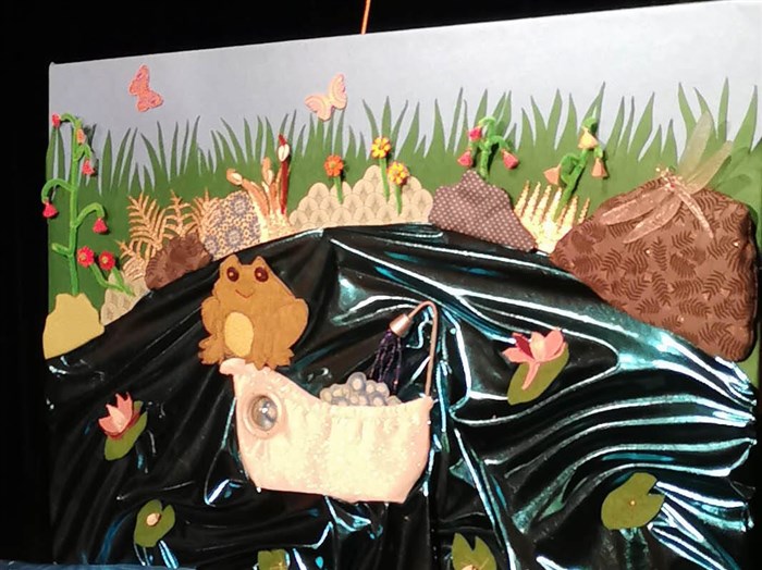 Photo de Lalie la licorne et les drôles de maisons