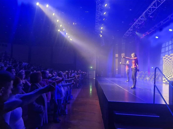 Photo de Koundalini & Moon dans La 7ème porte