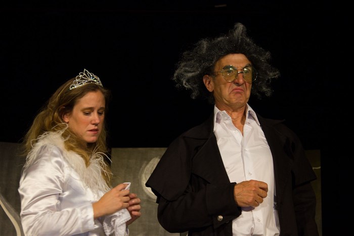 Photo de Le roi se meurt