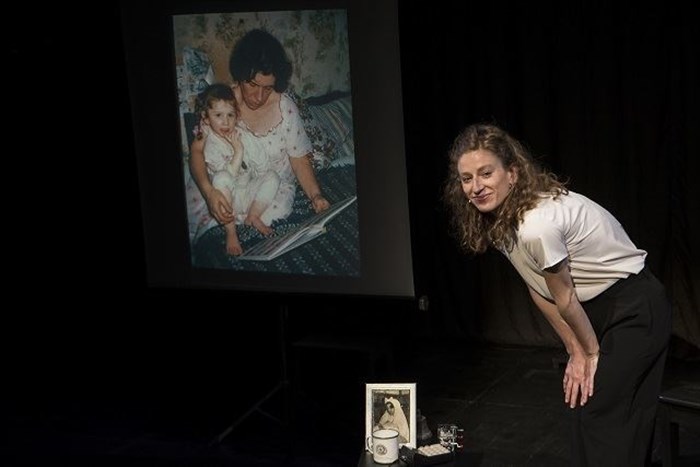 Photo de Lalalangue : Prenez et mangez-en tous