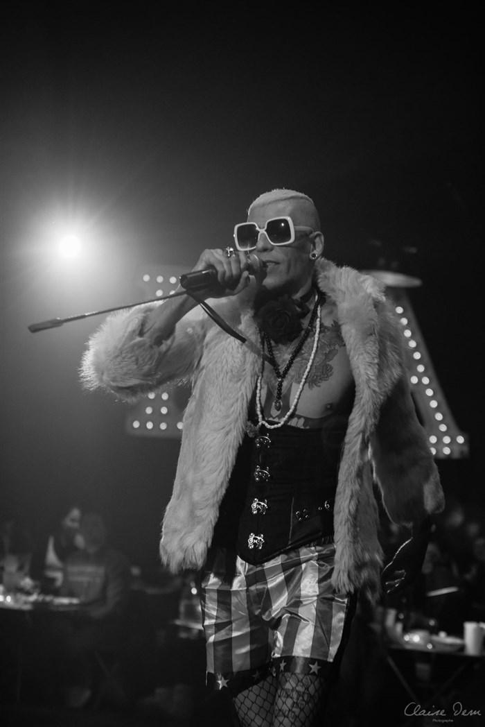 Photo de Cabaret Décadent - Revue Électrique N°69