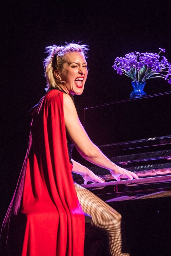 Photo de Agnès Pat' dans Tapis Rouge