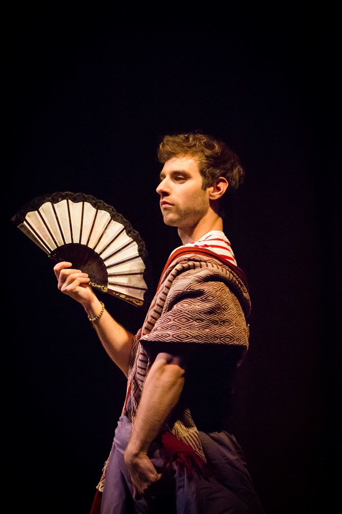 Photo de Les garçons et Guillaume, à table !