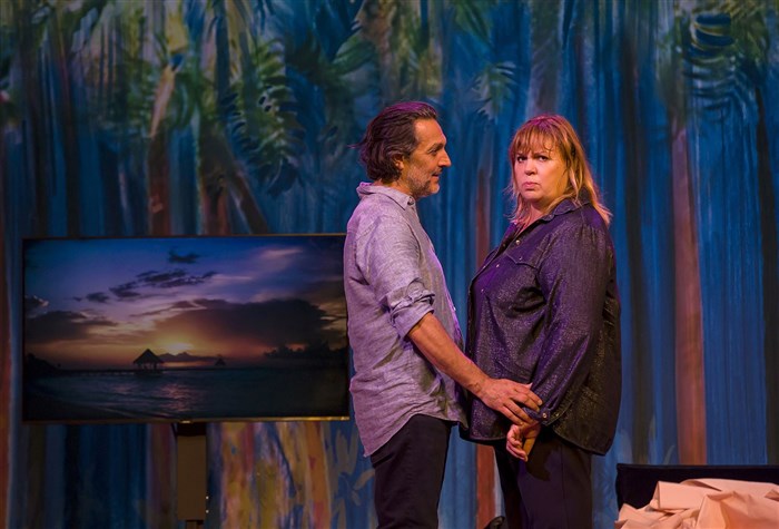 Photo de Je préfère qu'on reste ensemble | avec Michèle Bernier et Olivier Sitruk